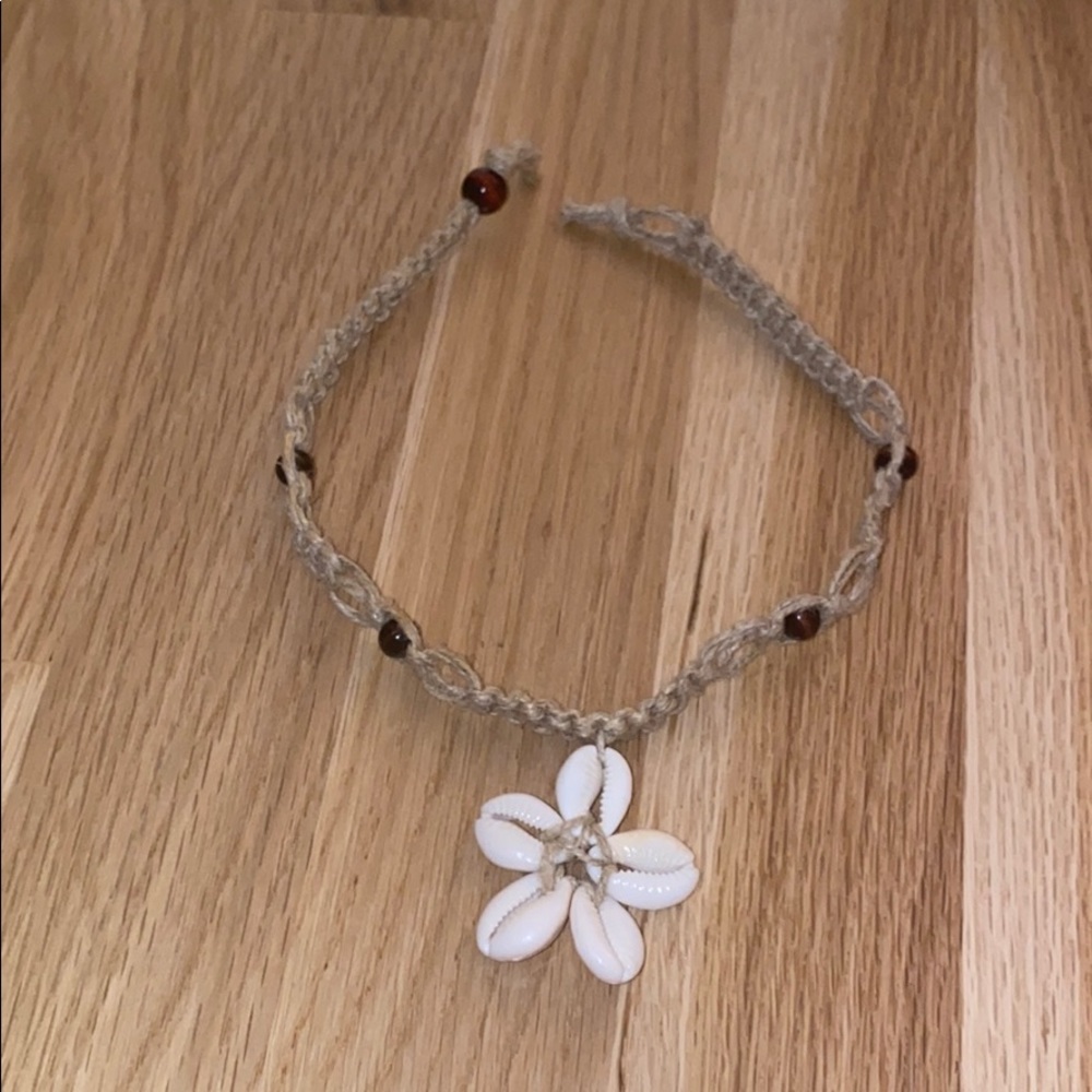 Leia Choker